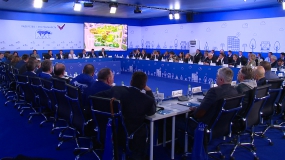 Развитие парков Подмосковья обсудили круглом столе "Единой России" в Одинцово