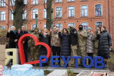 80 тонн груза для бойцов СВО отправили из Реутова