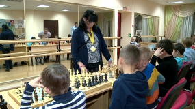 Чемпионка мира среди ветеранов провела сеанс одновременной игры
