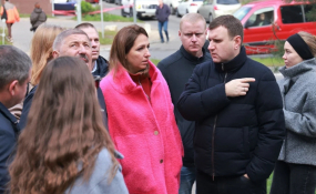 Глава Реутова Алексей Ковязин проверил состояние дворов, общественных пространств и выходных групп на южной стороне города