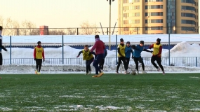 Футбольный клуб &laquo;ПРИАЛИТ&raquo; провел первую тренировку в новом сезоне